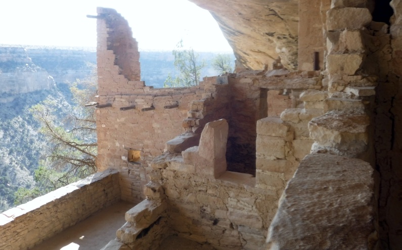 Mesa Verde dwelling