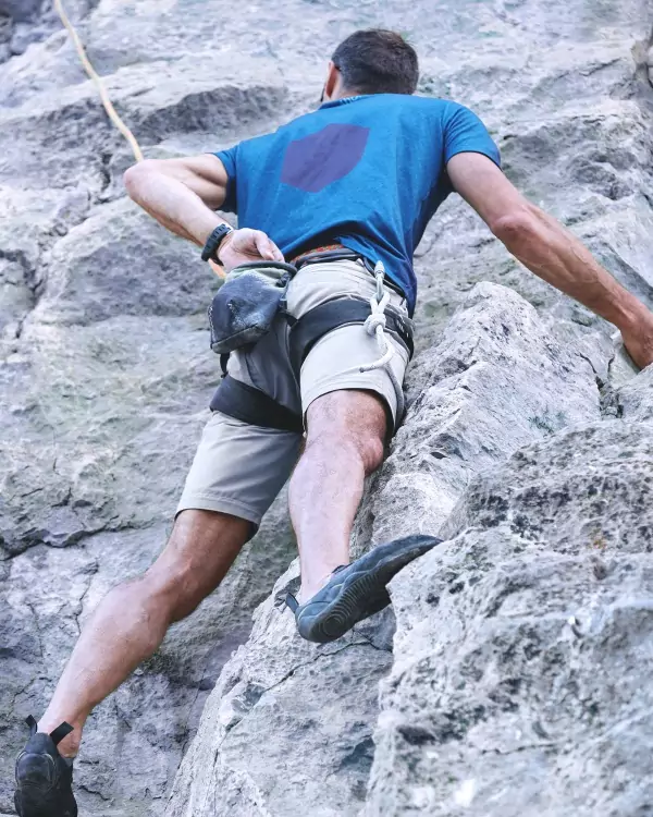b2b-climbing-2-6512bb10c0686 Coconino National Forest Young Man Climbs